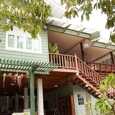 Bed and Breakfast Ban Boonchu Аюттхая Экстерьер фото