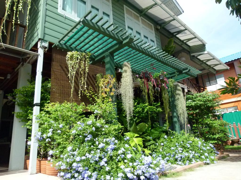 Bed and Breakfast Ban Boonchu Аюттхая Экстерьер фото