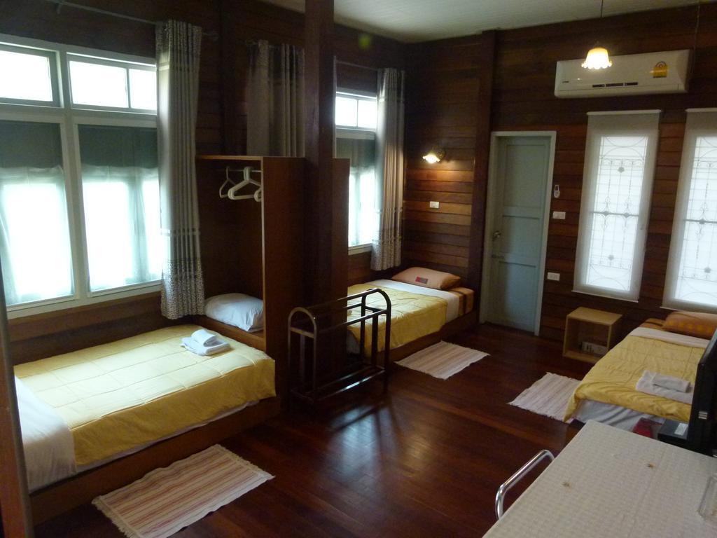 Bed and Breakfast Ban Boonchu Аюттхая Экстерьер фото