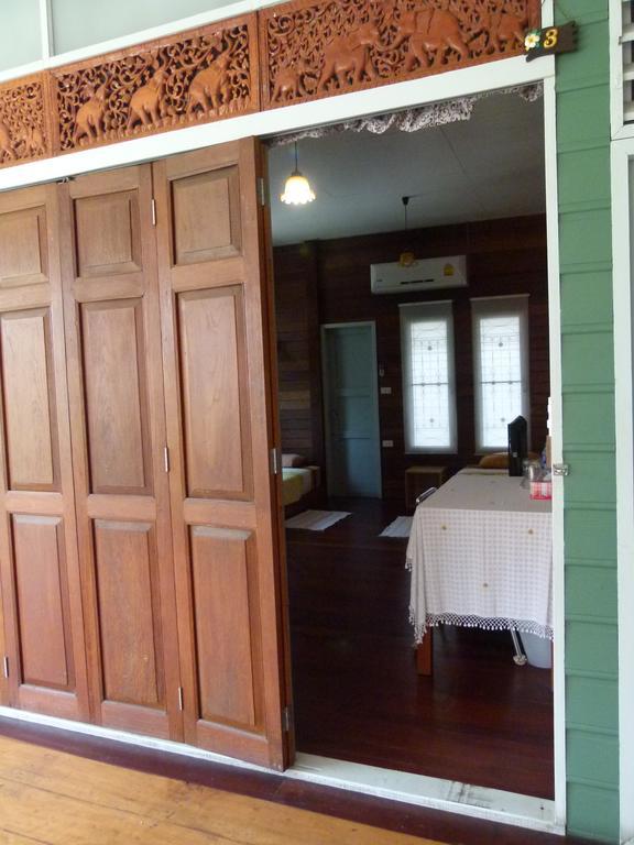 Bed and Breakfast Ban Boonchu Аюттхая Экстерьер фото